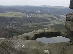 Pohled z Liliensteinu na Strand (vlevo) a Weißig