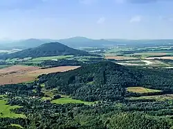 Lipka (v popředí) a Tlustec z hradu Ralsko