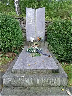 Hrob Jaroslava Haška