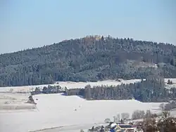 Druhý nejvyšší vrchol okrsku Helfenburk - pohled od jihu