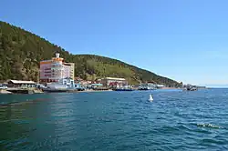 Listvjanka z jezera