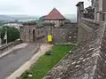 Opevnění, vchod radnice