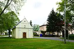 Kaplička na návsi