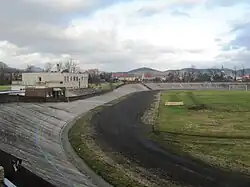 Velodrom s fotbalovým hřištěm