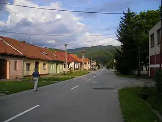 Bývalá I / 66 v obci Lučatín, dnes III / 066042