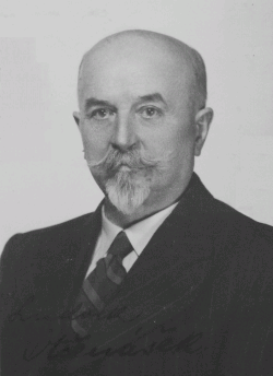 Ludvík Očenášek na fotografii z období Protektorátu Čechy a Morava (1939–1945)