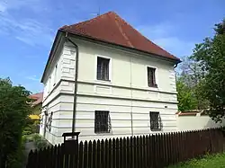 Lukov, fara.jpg