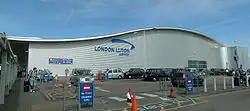 Letadlo na letišti Luton