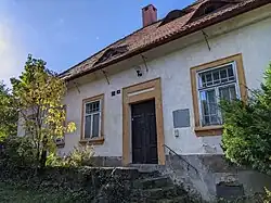 Lvová (Lemberk, Lämberg) - bývalá škola če. 3 a 4 (1).jpg