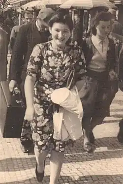 Lydie Bondyová v centru Prahy