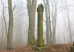 Místo-boží muka u hradu Hasištejn.jpg