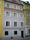 Měšťanský_dům,_Kostelní_nám._190-4,_Cheb.JPG