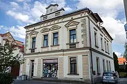 Měšťanský_dům_(Dašice,_nám._T._G._Masaryka_21).jpg