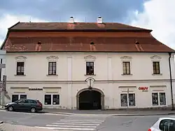 Měšťanský_dům_(Tišnov),_Komenského_nám._103.JPG