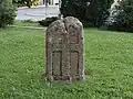 Smírčí kámen u kostela