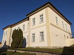Město Touškov - fara čp. 107 v Kostelní ulici.jpg