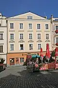 Městský dům, Pernštýnské nám. 117, Pardubice.JPG