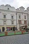 Městský dům, Pernštýnské nám. 63 a 64, Pardubice.JPG