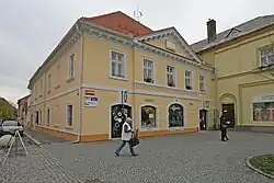 Městský dům (Čáslav), nám. Jana Žižky z Trocnova 147.JPG
