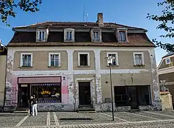 Městský_dům_(Hrádek_nad_Nisou,_Horní_nám._123)_1.jpg