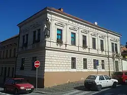 Městský_dům_(Mělník)_2013-09-08_20-48-35.jpg