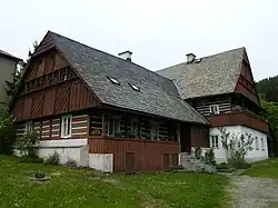 Městský_dům_-_roubený,_Na_Bělišti,_Železný_Brod.jpg