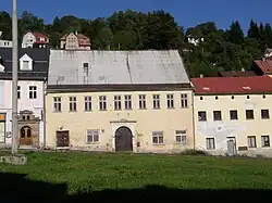 Městský dům Nám. Republiky 146, Jáchymov.jpg