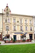 Městský dům s bustou J.Wolkera, TGM 22 (Prostějov).jpg