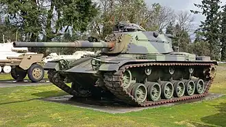 Původní varianta M60 ve vojenském muzeu Fort Lewis v roce 2016