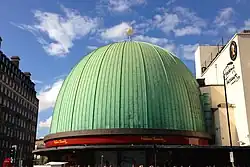 Muzeum voskových figurín a Londýnské planetárium