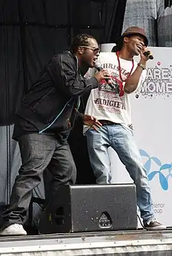 Madcon při vystoupení v roce 2010