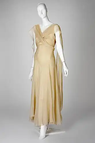 Večerní róba, hedvábný šifón, kolem r. 1932, RISD Museum