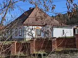 Malíkovice - bývalá fara čp. 18 (2).jpg