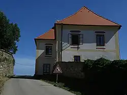 Malý Bor, fara.jpg