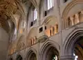 Triforium v Opatství Malmesbury, Velká Británie