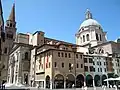 Piazza Erbe a bazilika sv. Ondřeje