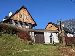 Maršov u Úpice - areál usedlosti čp. 33 (stav listopad 2024) (1).jpg