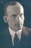 v roce 1925