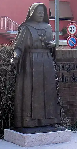 Její socha v San Fioru