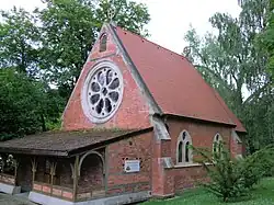 Anglikánský kostel v Mariánských Lázních (boční pohled)