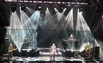 Marillion roku 2021 v Cambridge Corn Exchange. Zleva: Pete Trewavas, Ian Mosley, Steve Hogarth, Mark Kelly a Steve Rothery.