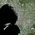 Satelitní snímek Marseille a Frioulských ostrovů, nacházejících se v zálivu