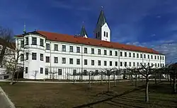 Pohled ze zahrady