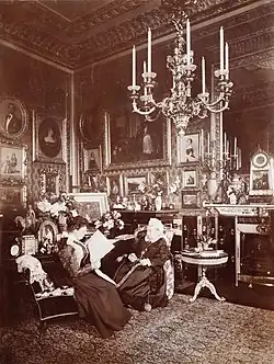Mary Steen: Královna Viktorie s princeznou Beatrice, Windsor Castle (1895)