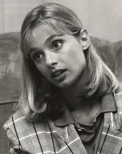 Maryam d'Abo Kara Milovy, Dech života