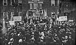 Vyhlášení nezávislosti Čechoslováků Tomášem Garriguem Masarykem na kongresu národností ve Philadelphii, 26. října 1918