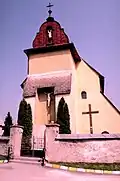 Západní fasáda kostela