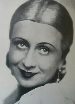 Meda Valentová v roli Heleny ze hry O. Nedbala: Polská krev, rež. Jan Bor, Divadlo na Vinohradech, 1932