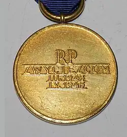 Zadní strana