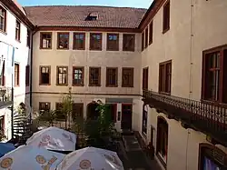 Nádvoří paláce
